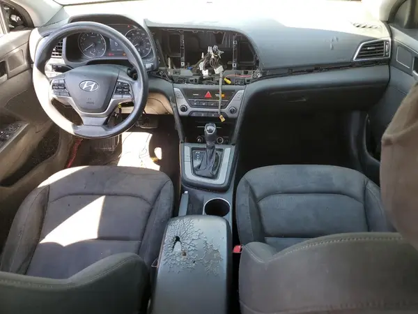 KMHD84LF2JU555233 2018 HYUNDAI ELANTRA - Image 8