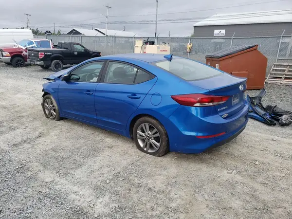 KMHD84LF2JU570766 2018 HYUNDAI ELANTRA - Image 2