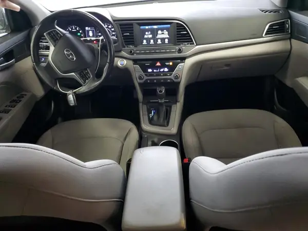 KMHD84LF2JU577829 2018 HYUNDAI ELANTRA - Image 8