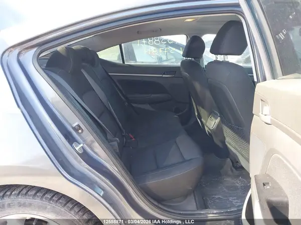KMHD84LF2JU577894 2018 HYUNDAI ELANTRA - Image 8