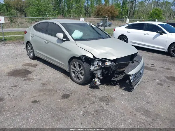 KMHD84LF2JU581203 2018 HYUNDAI ELANTRA - Image 1