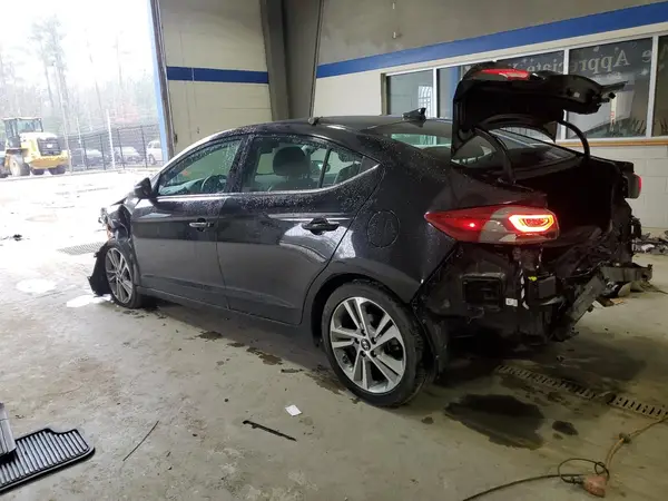 KMHD84LF2JU584344 2018 HYUNDAI ELANTRA - Image 2