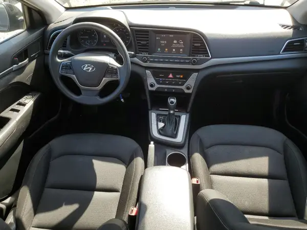 KMHD84LF2JU588037 2018 HYUNDAI ELANTRA - Image 8