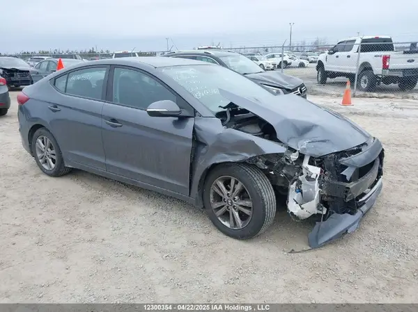 KMHD84LF2JU597921 2018 HYUNDAI ELANTRA - Image 1