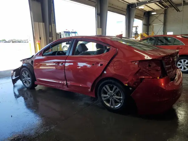 KMHD84LF2JU608190 2018 HYUNDAI ELANTRA - Image 2