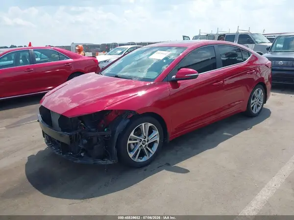 KMHD84LF2JU610991 2018 HYUNDAI ELANTRA - Image 2