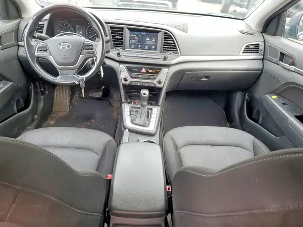 KMHD84LF2JU617939 2018 HYUNDAI ELANTRA - Image 8