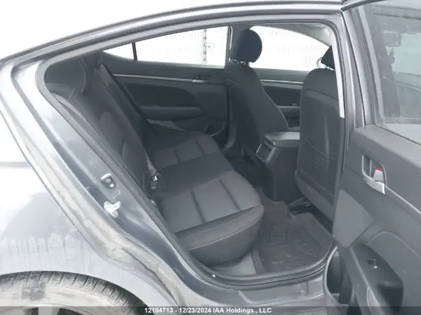 KMHD84LF2JU620050 2018 HYUNDAI ELANTRA - Image 8