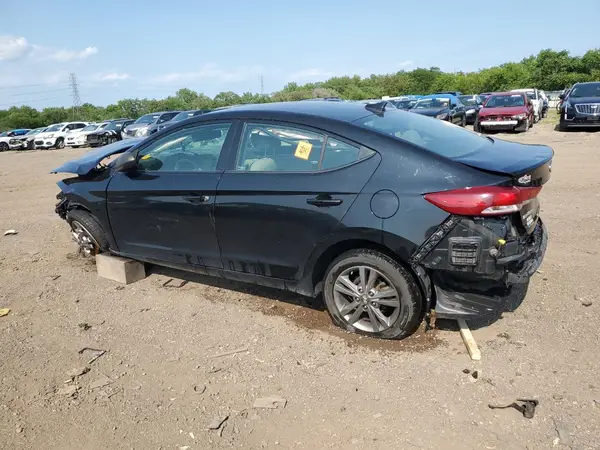 KMHD84LF2JU620873 2018 HYUNDAI ELANTRA - Image 2