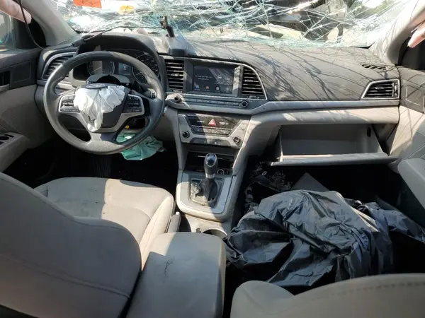 KMHD84LF2JU620873 2018 HYUNDAI ELANTRA - Image 8