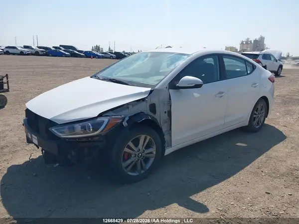 KMHD84LF2JU621599 2018 HYUNDAI ELANTRA - Image 2