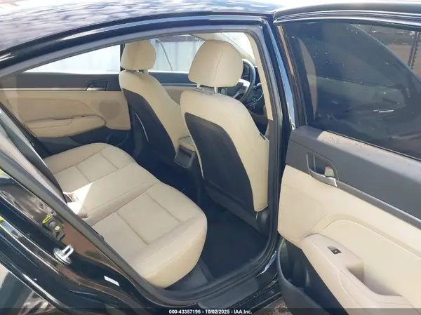 KMHD84LF2JU628097 2018 HYUNDAI ELANTRA - Image 8