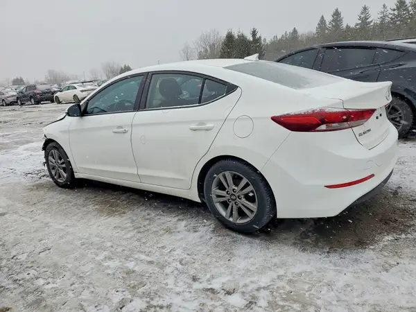 KMHD84LF2JU631212 2018 HYUNDAI ELANTRA - Image 2