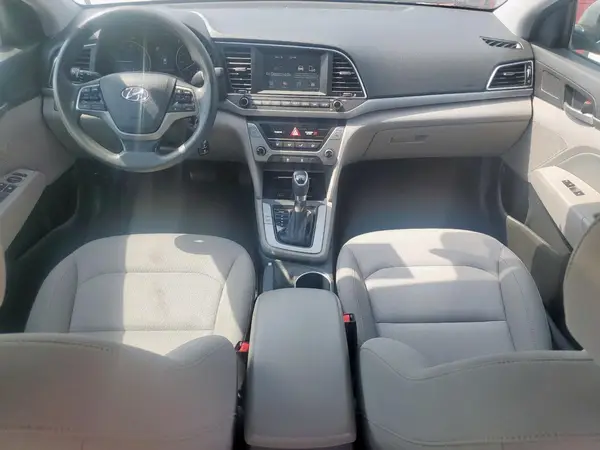 KMHD84LF2JU632800 2018 HYUNDAI ELANTRA - Image 8