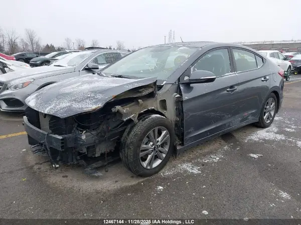 KMHD84LF2JU637446 2018 HYUNDAI ELANTRA - Image 2