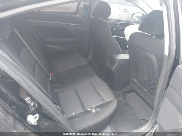 KMHD84LF2JU641111 2018 HYUNDAI ELANTRA - Image 8