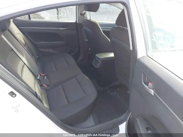 KMHD84LF2JU642257 2018 HYUNDAI ELANTRA - Image 8