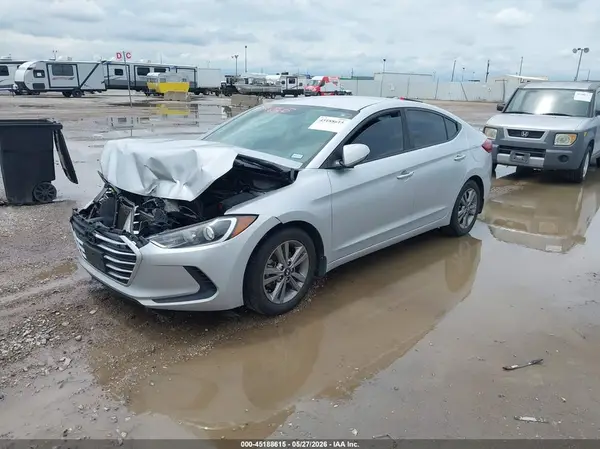 KMHD84LF2JU661147 2018 HYUNDAI ELANTRA - Image 2