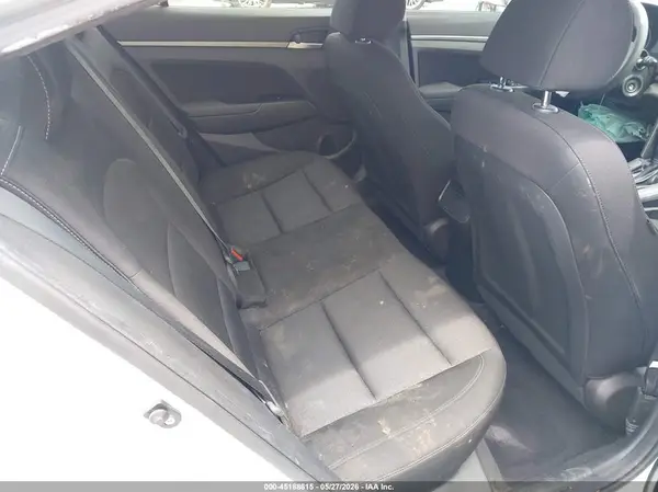 KMHD84LF2JU661147 2018 HYUNDAI ELANTRA - Image 8