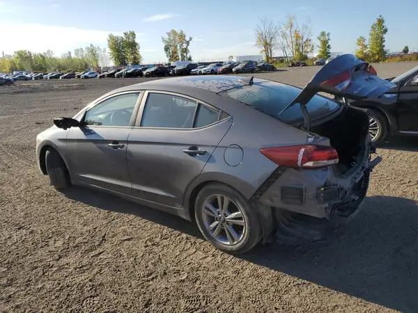 KMHD84LF2JU661519 2018 HYUNDAI ELANTRA - Image 2