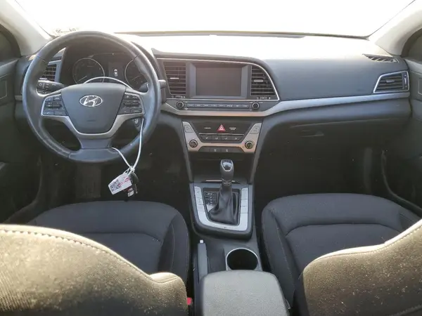 KMHD84LF2JU661519 2018 HYUNDAI ELANTRA - Image 8