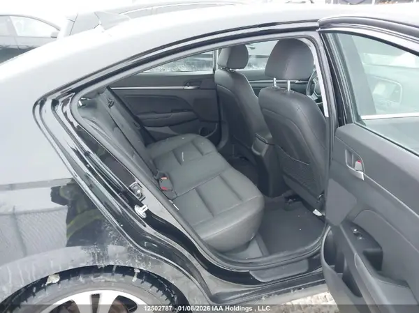 KMHD84LF2JU679986 2018 HYUNDAI ELANTRA - Image 8