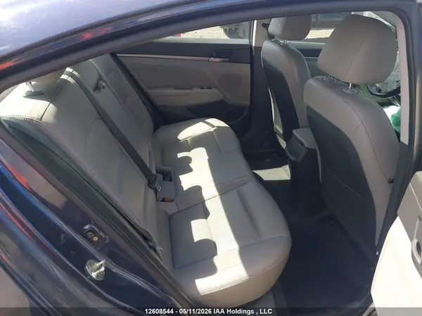 KMHD84LF2JU684878 2018 HYUNDAI ELANTRA - Image 8
