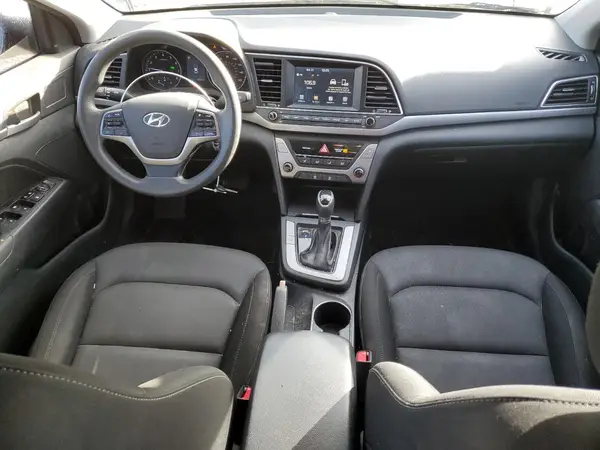 KMHD84LF2JU685044 2018 HYUNDAI ELANTRA - Image 8