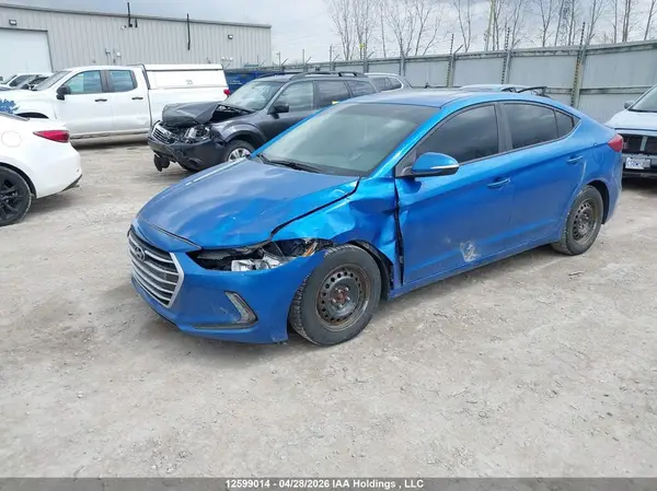 KMHD84LF2JU688994 2018 HYUNDAI ELANTRA - Image 2
