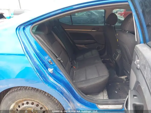 KMHD84LF2JU688994 2018 HYUNDAI ELANTRA - Image 8