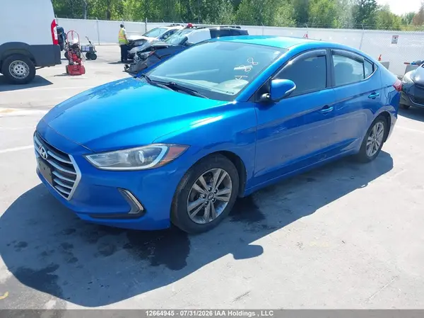 KMHD84LF2JU698957 2018 HYUNDAI ELANTRA - Image 2