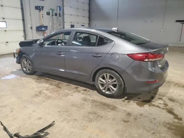 KMHD84LF2JU699266 2018 HYUNDAI ELANTRA - Image 2