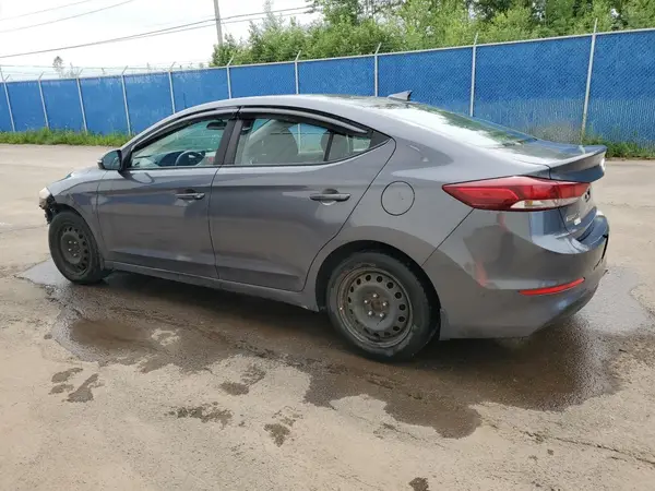 KMHD84LF2JU700061 2018 HYUNDAI ELANTRA - Image 2