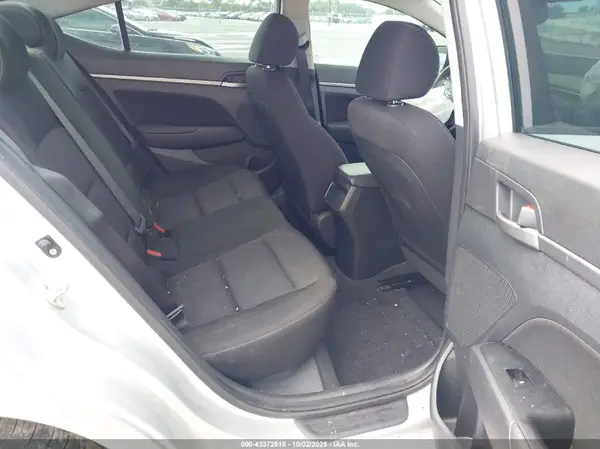 KMHD84LF2JU723386 2018 HYUNDAI ELANTRA - Image 8