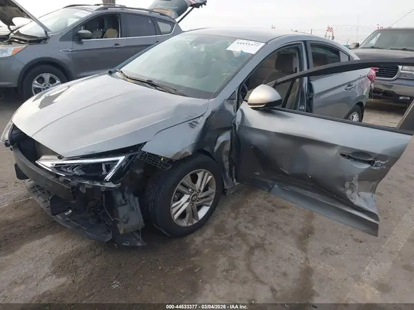 KMHD84LF2KU741291 2019 HYUNDAI ELANTRA - Image 2