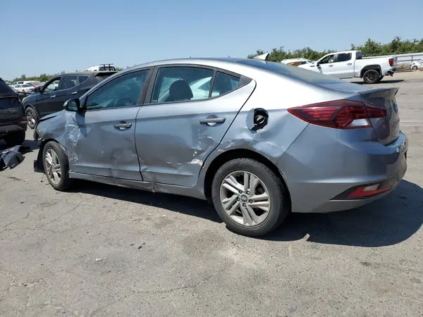 KMHD84LF2KU745437 2019 HYUNDAI ELANTRA - Image 2
