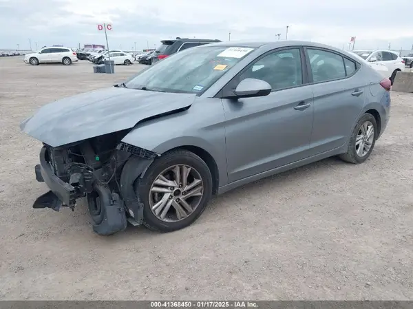 KMHD84LF2KU749312 2019 HYUNDAI ELANTRA - Image 2