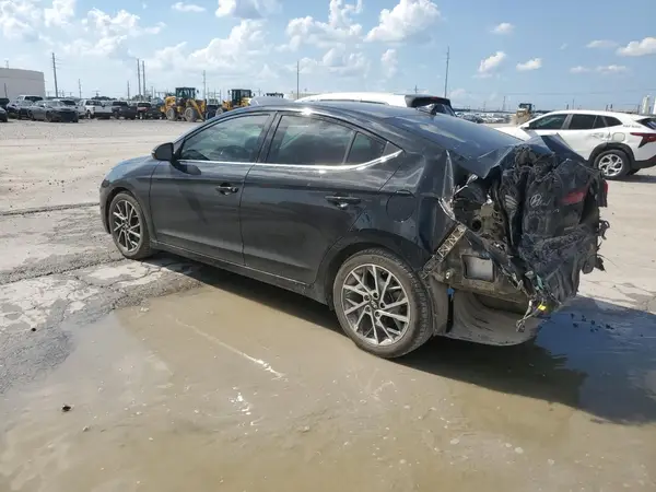 KMHD84LF2KU753215 2019 HYUNDAI ELANTRA - Image 2
