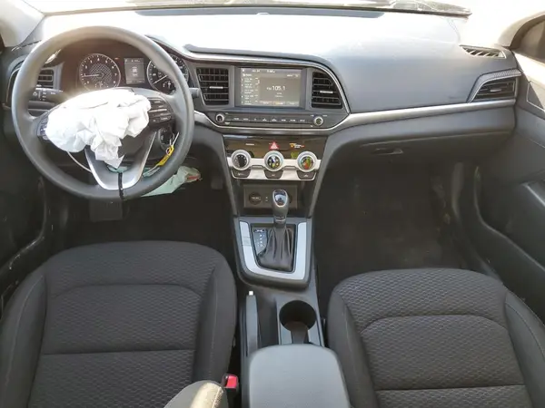 KMHD84LF2KU761363 2019 HYUNDAI ELANTRA - Image 8