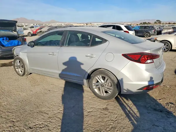 KMHD84LF2KU766983 2019 HYUNDAI ELANTRA - Image 2