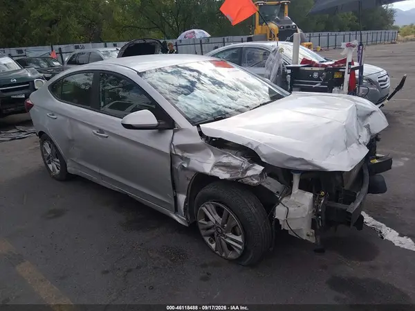 KMHD84LF2KU769303 2019 HYUNDAI ELANTRA - Image 1