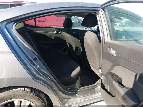 KMHD84LF2KU771648 2019 HYUNDAI ELANTRA - Image 8