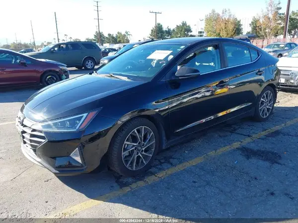 KMHD84LF2KU782813 2019 HYUNDAI ELANTRA - Image 2