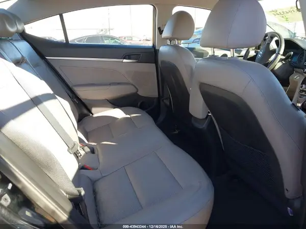 KMHD84LF2KU782813 2019 HYUNDAI ELANTRA - Image 8