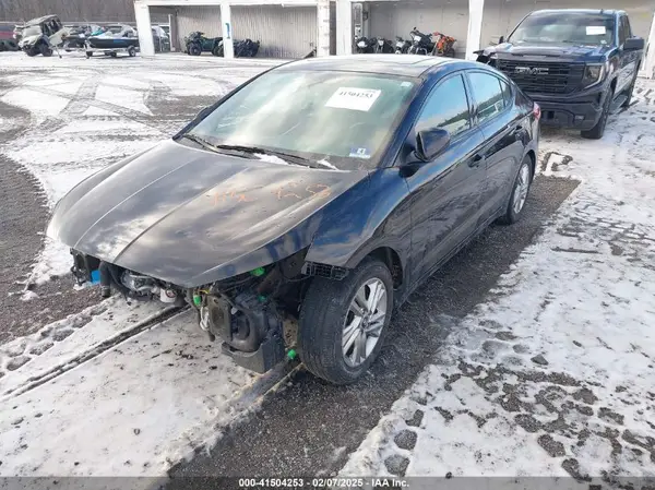 KMHD84LF2KU786800 2019 HYUNDAI ELANTRA - Image 2