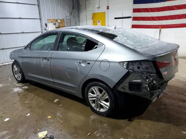 KMHD84LF2KU786943 2019 HYUNDAI ELANTRA - Image 2