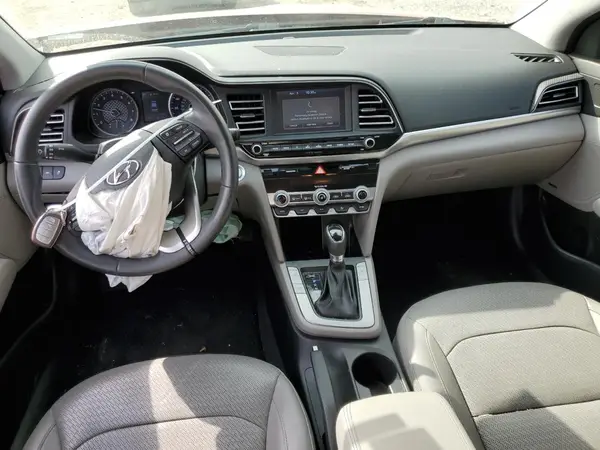 KMHD84LF2KU793584 2019 HYUNDAI ELANTRA - Image 8