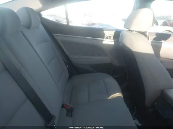 KMHD84LF2KU804969 2019 HYUNDAI ELANTRA - Image 8