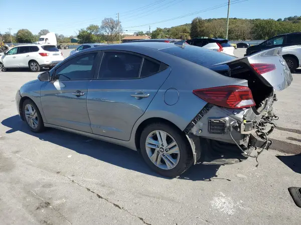KMHD84LF2KU812876 2019 HYUNDAI ELANTRA - Image 2
