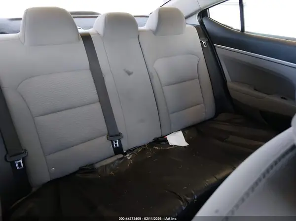 KMHD84LF2KU823909 2019 HYUNDAI ELANTRA - Image 8